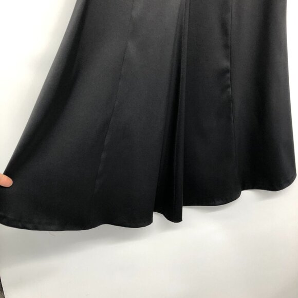 Le Chateau Black Satin Show-Stopping Fit & Flare 3/4 Length Maxi Skirt size 00 - Picture 11 of 16